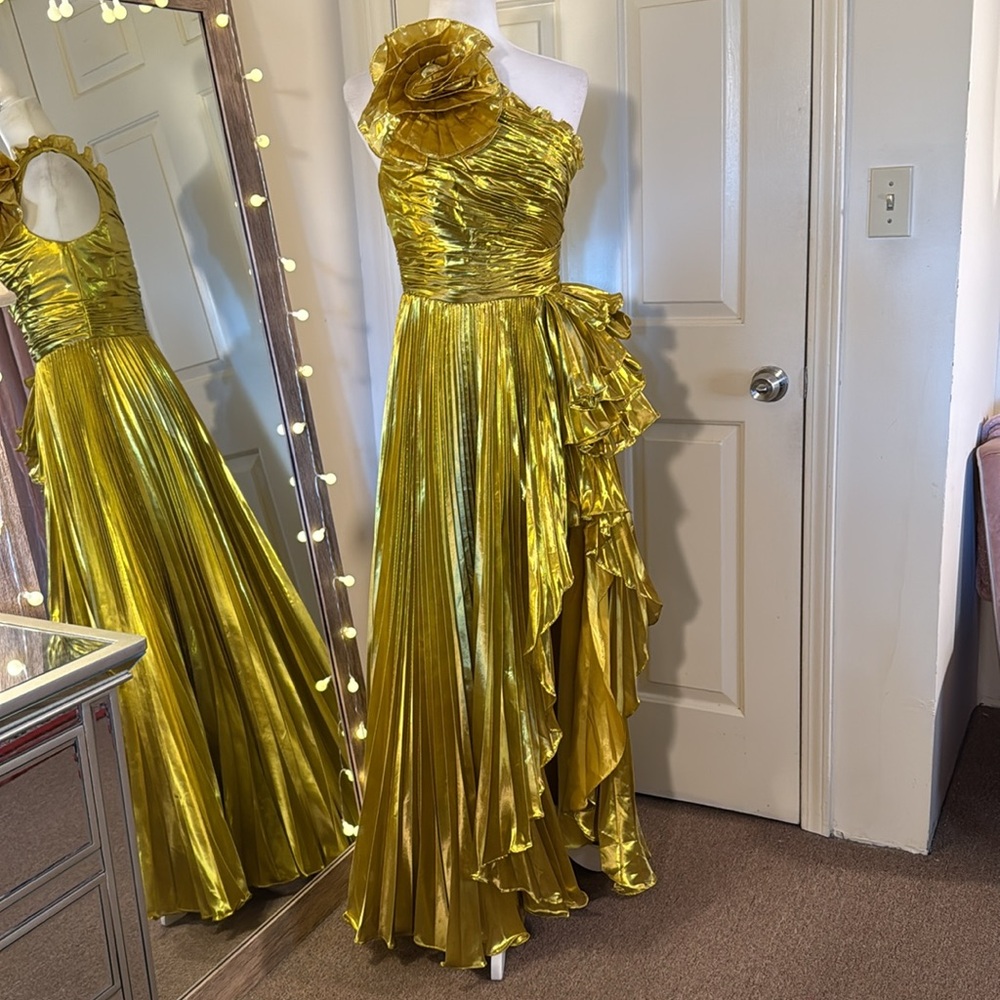 MAC DUGGAL Gold One Shoulder Pleated Ruffle Gown with Slit - Picture 4 of 17